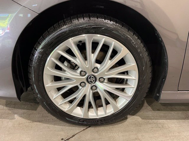 
 2020 Toyota Camry XLE full									