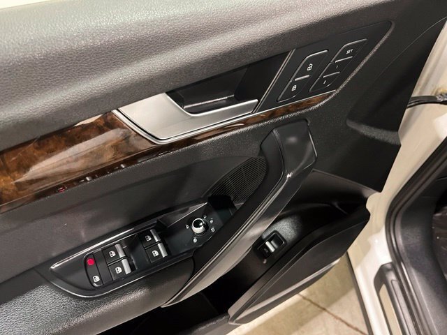
 2018 Audi Q5 2.0T Premium Plus quattro full									
