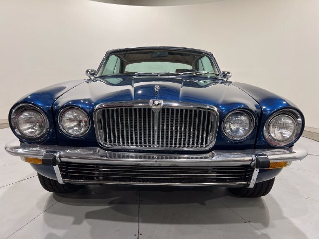 
 1976 Jaguar XJ6C XJ6C full									