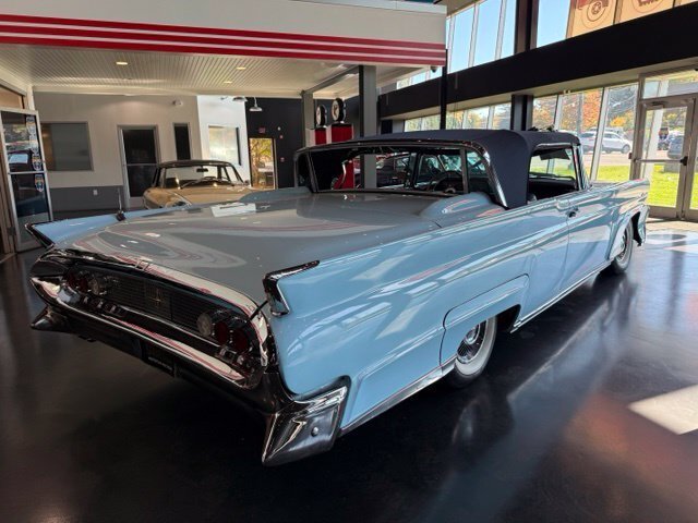 
 1958 Lincoln Continental full									