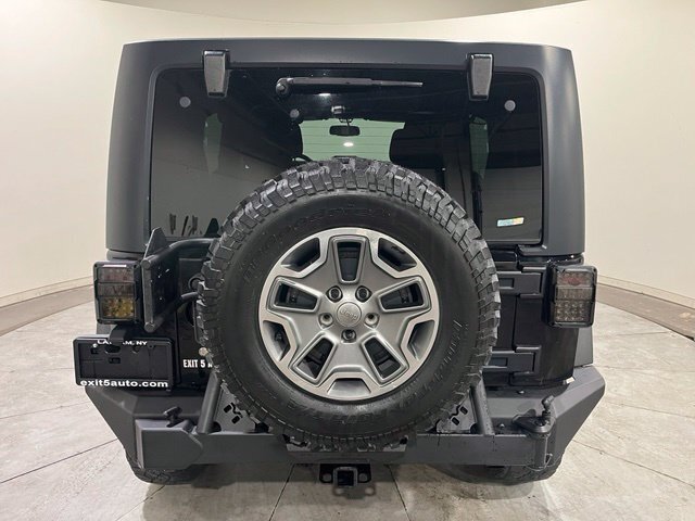 
 2015 Jeep Wrangler Unlimited Rubicon full									