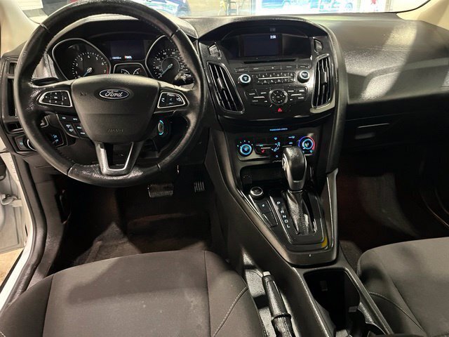 
 2017 Ford Focus SE full									