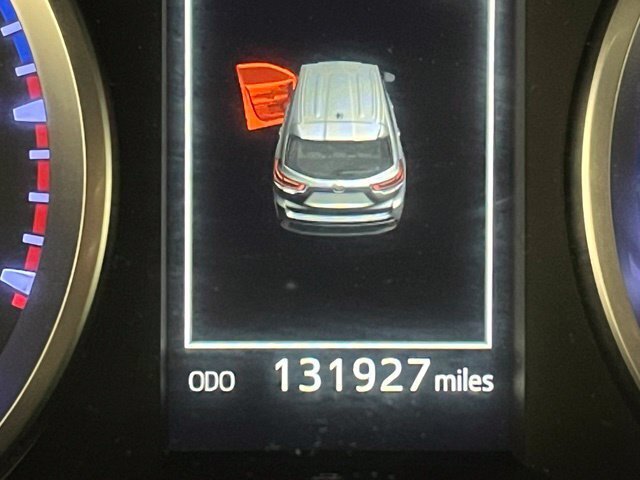 
 2019 Toyota Highlander LE full									