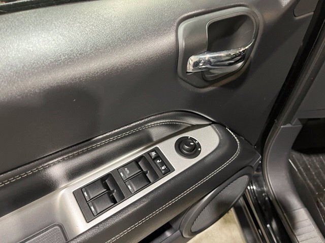 
 2017 Jeep Compass Latitude full									