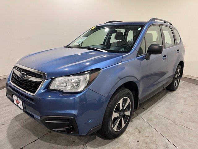 
 2017 Subaru Forester 2.5i full									