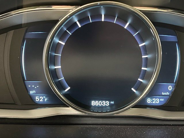 
 2016 Volvo XC60 T5 Platinum full									