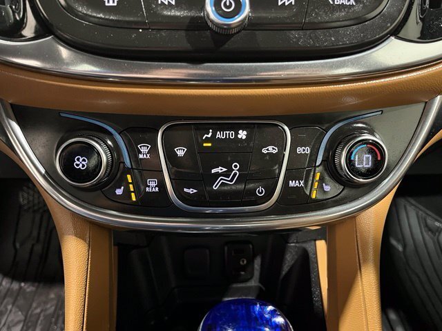 
 2017 Chevrolet Volt Premier full									