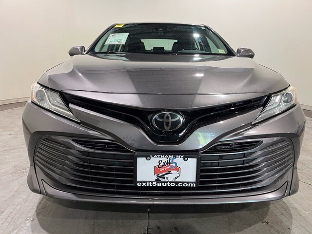 
 2020 Toyota Camry XLE full									