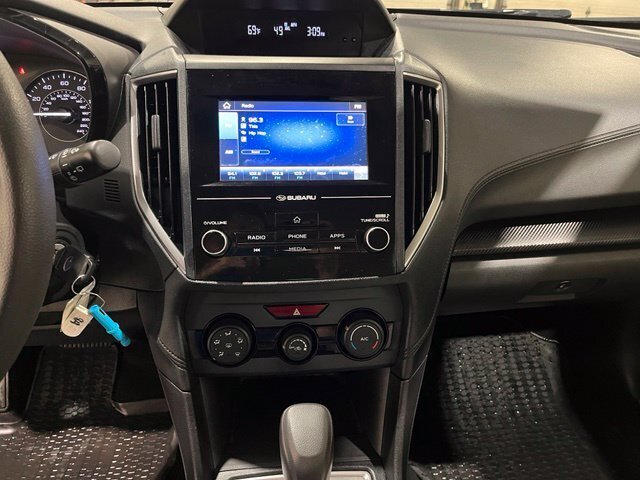 
 2019 Subaru Impreza 2.0i full									