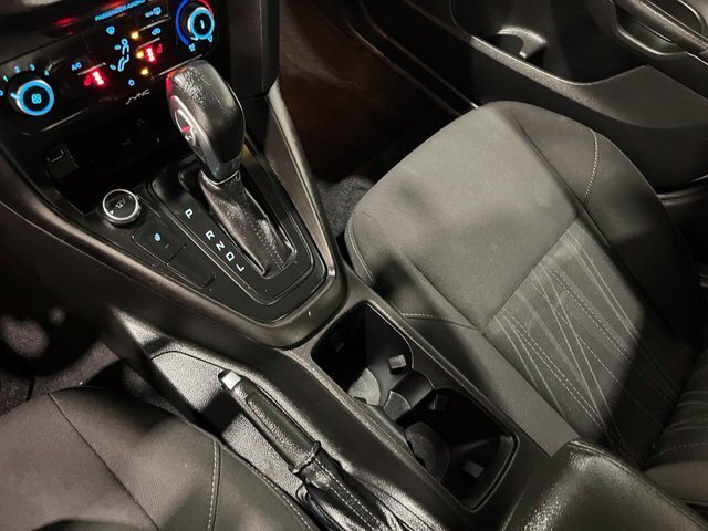 
 2017 Ford Focus SE full									