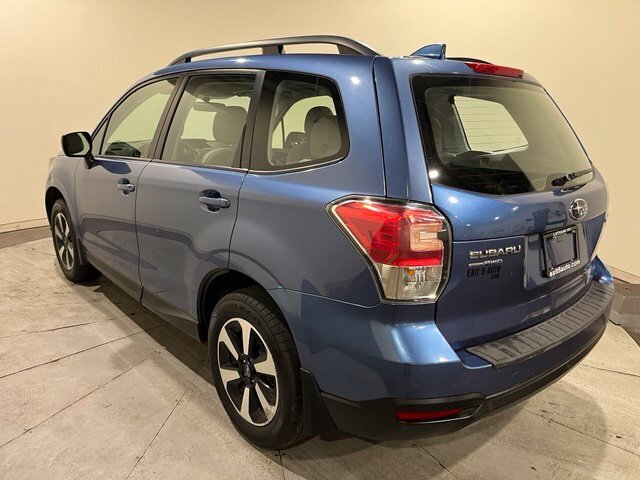 
 2017 Subaru Forester 2.5i full									