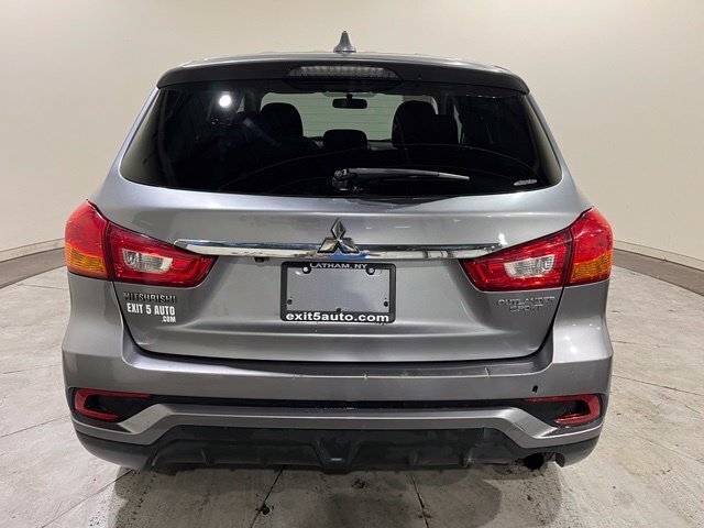 
 2018 Mitsubishi Outlander Sport 2.0 ES full									