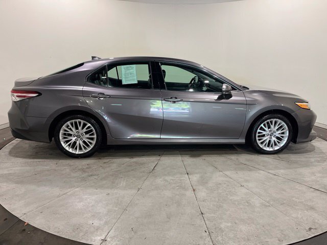 
 2020 Toyota Camry XLE full									