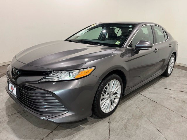 
 2020 Toyota Camry XLE full									
