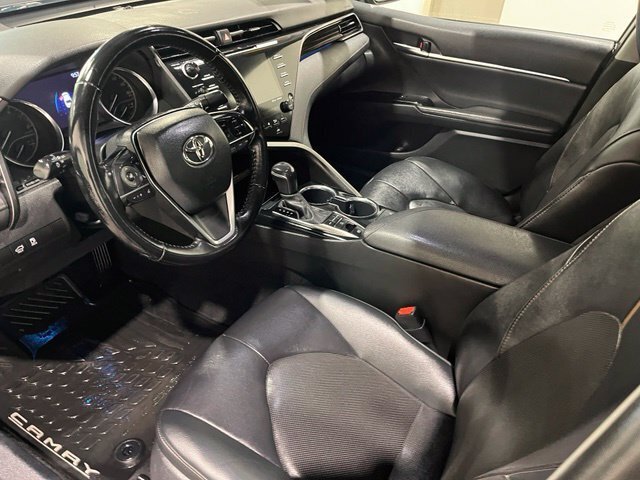 
 2020 Toyota Camry XLE full									