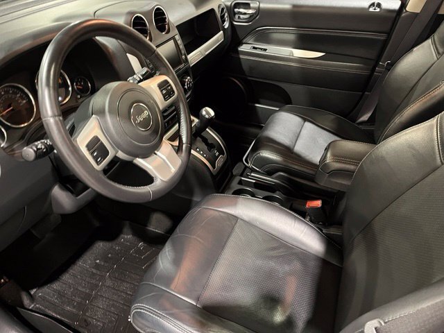 
 2017 Jeep Compass Latitude full									
