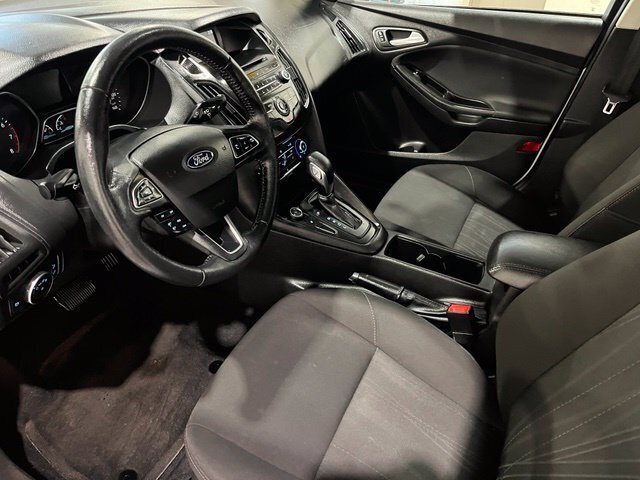 
 2017 Ford Focus SE full									