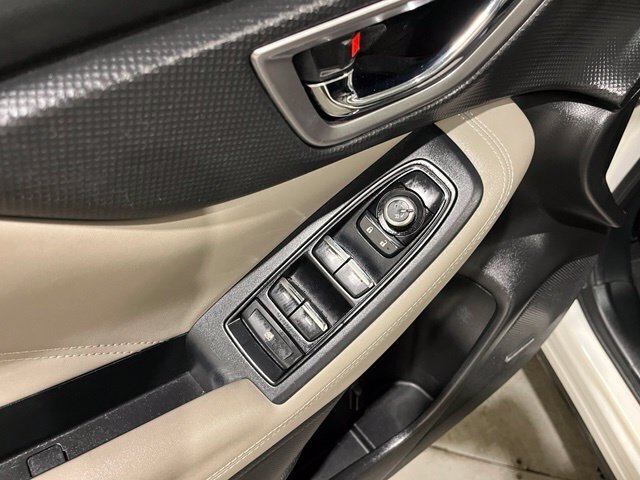 
 2020 Subaru Forester Limited full									