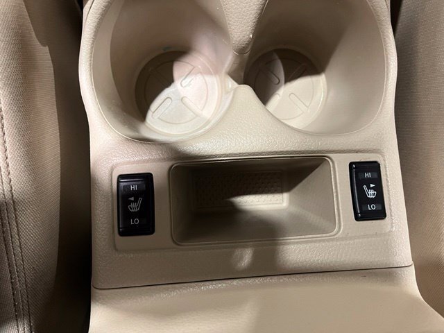 
 2019 Nissan Rogue SV full									