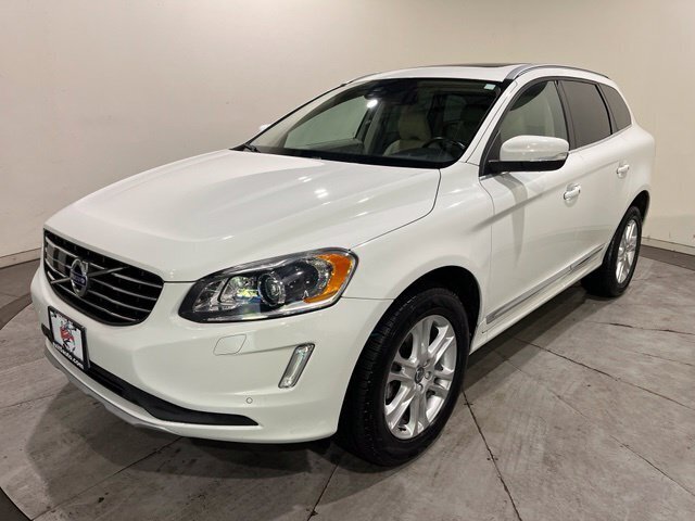 
 2016 Volvo XC60 T5 Platinum full									