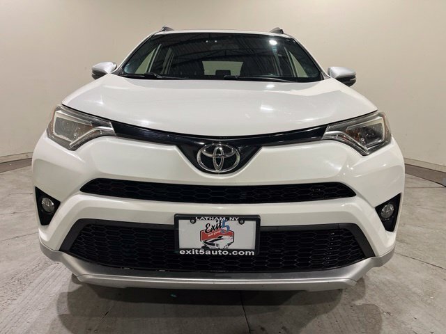 
 2016 Toyota RAV4 SE full									