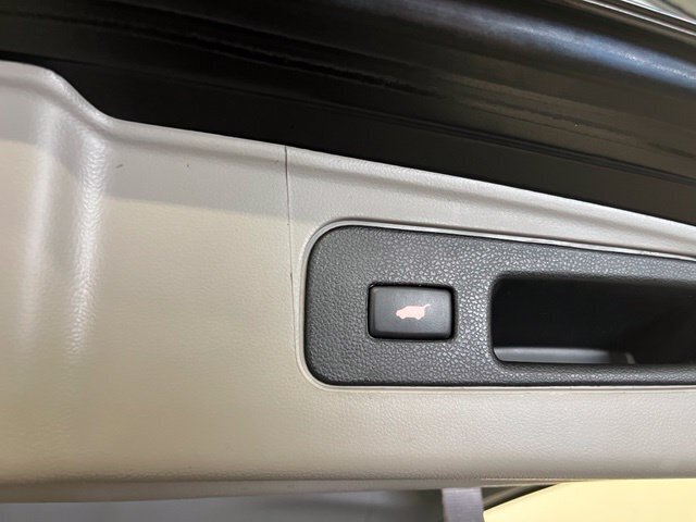 
 2015 Honda Pilot EX-L full									