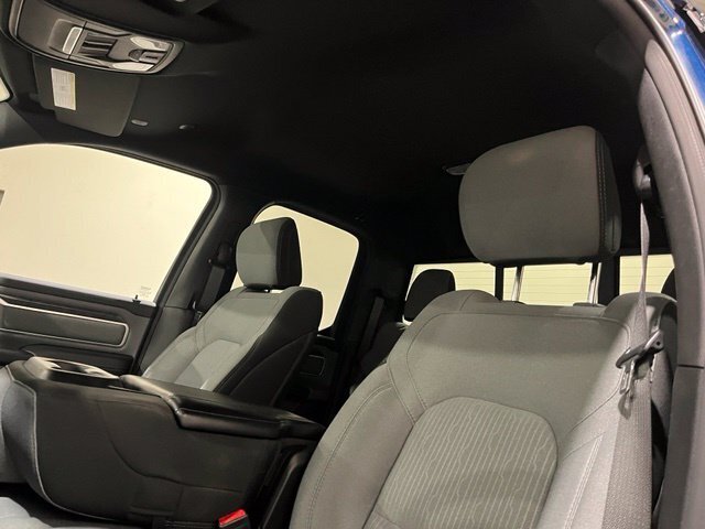 
 2021 RAM 1500 Big Horn full									