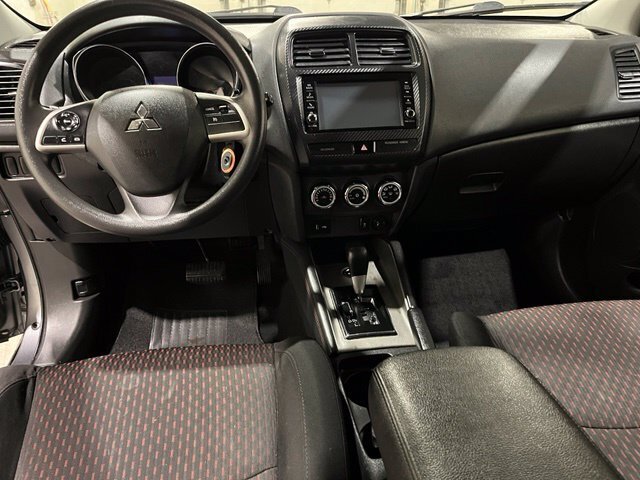 
 2018 Mitsubishi Outlander Sport 2.0 ES full									