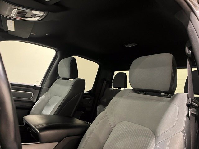 
 2021 RAM 1500 Big Horn full									