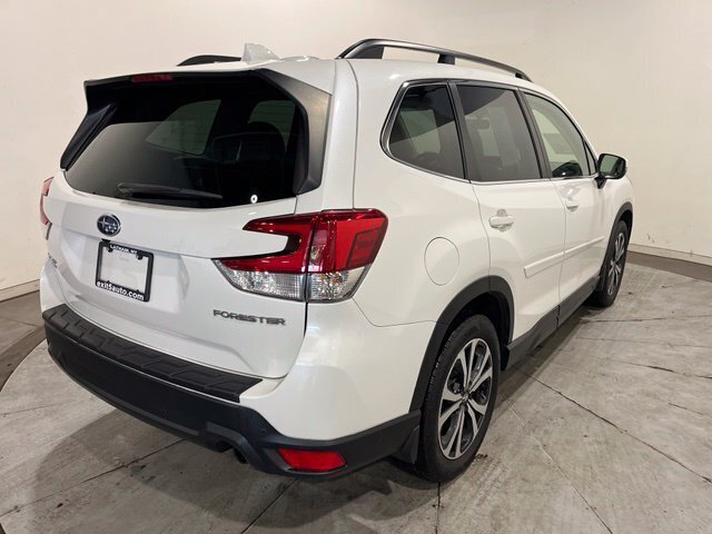 
 2020 Subaru Forester Limited full									