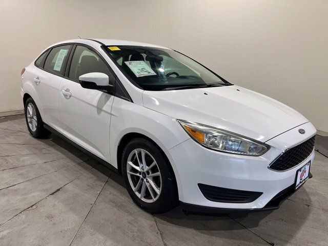 
 2017 Ford Focus SE full									