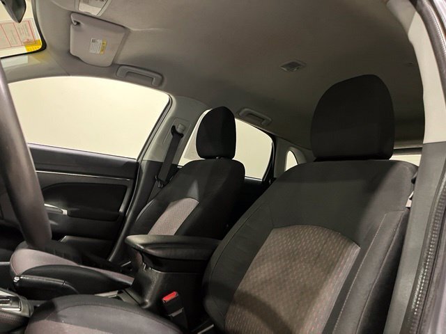 
 2018 Mitsubishi Outlander Sport 2.0 ES full									