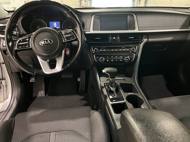 
 2019 Kia Optima LX full									