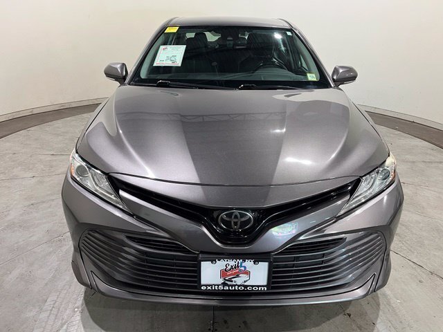 
 2020 Toyota Camry XLE full									