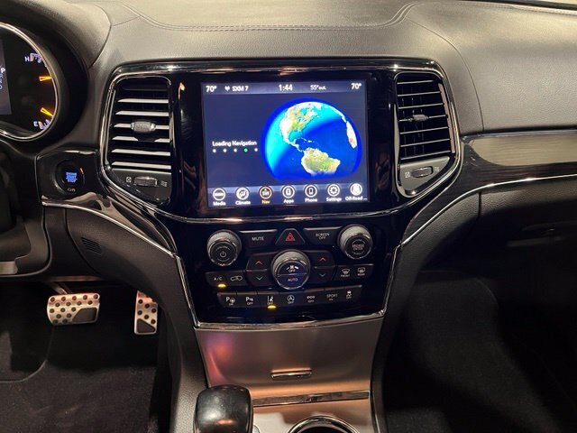 
 2020 Jeep Grand Cherokee Overland full									