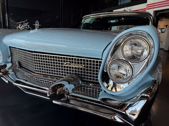 
 1958 Lincoln Continental full									