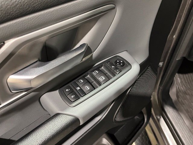 
 2021 RAM 1500 Big Horn full									