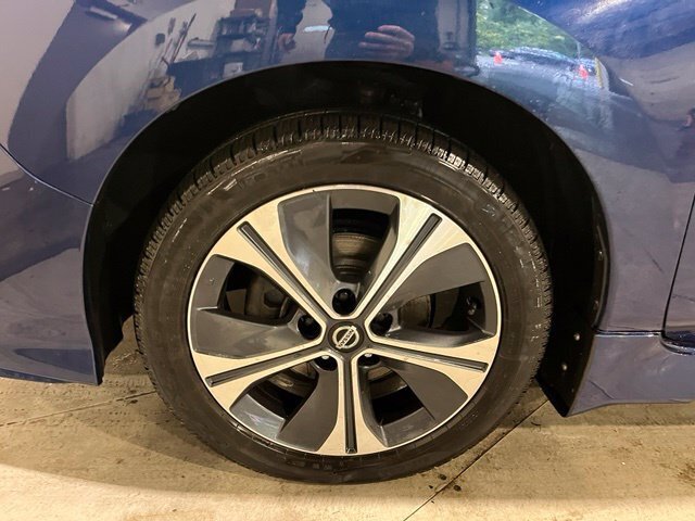 
 2022 Nissan LEAF SV Plus full									