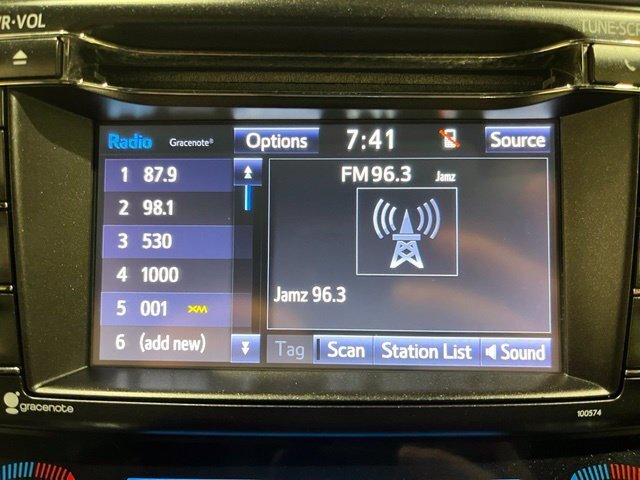 
 2016 Toyota RAV4 SE full									