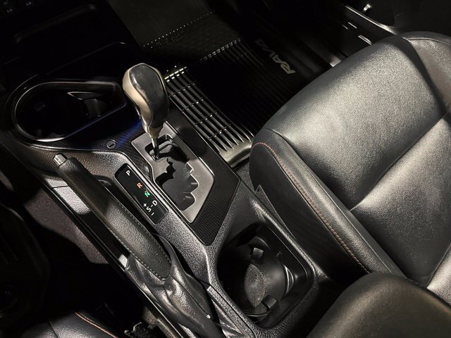 
 2016 Toyota RAV4 SE full									