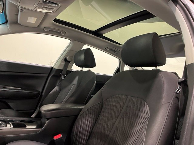 
 2019 Kia Optima LX full									