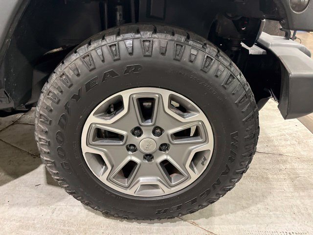 
 2015 Jeep Wrangler Unlimited Rubicon full									