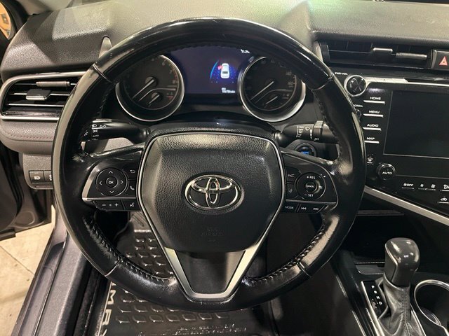 
 2020 Toyota Camry XLE full									